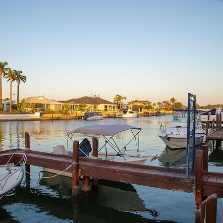 Waterside Canal Dreams Villa Mandurah Buitenkant foto