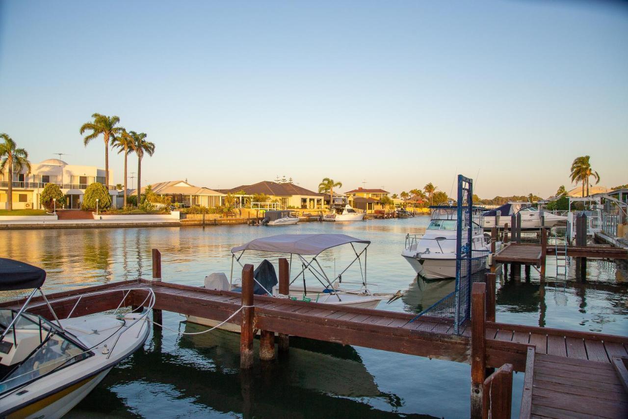 Waterside Canal Dreams Villa Mandurah Buitenkant foto