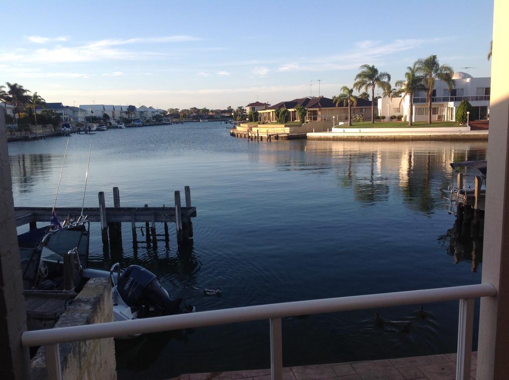 Waterside Canal Dreams Mandurah Buitenkant foto